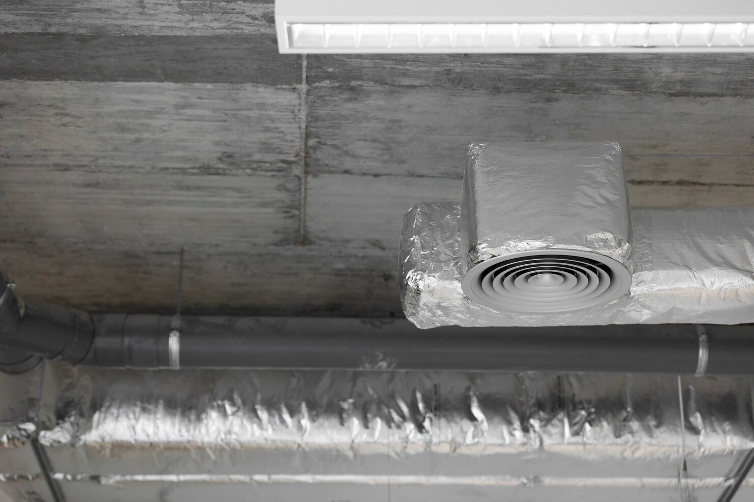 AC Duct Cleaning in Dubai by ABDS AC Repair and Maintenance Services